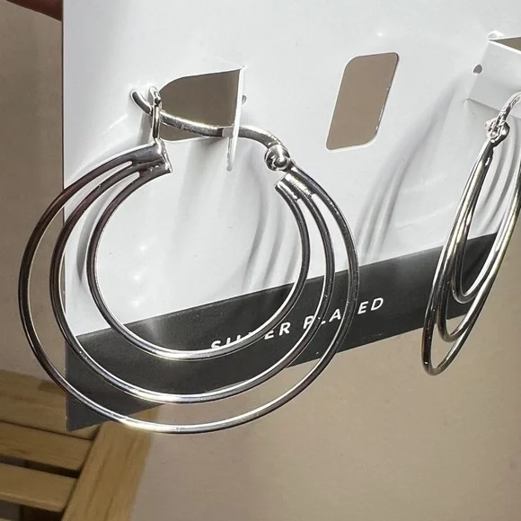 Essentials Silver Plated Triple Graduated Hoop Pierced Earrings 1 1/2” - Picture 8 of 8